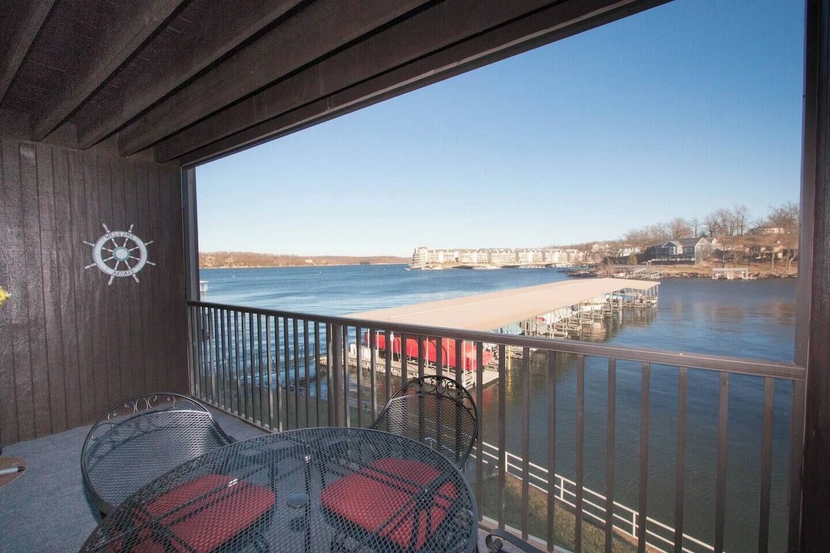 Harbor Point C204 (Sleeps 4)